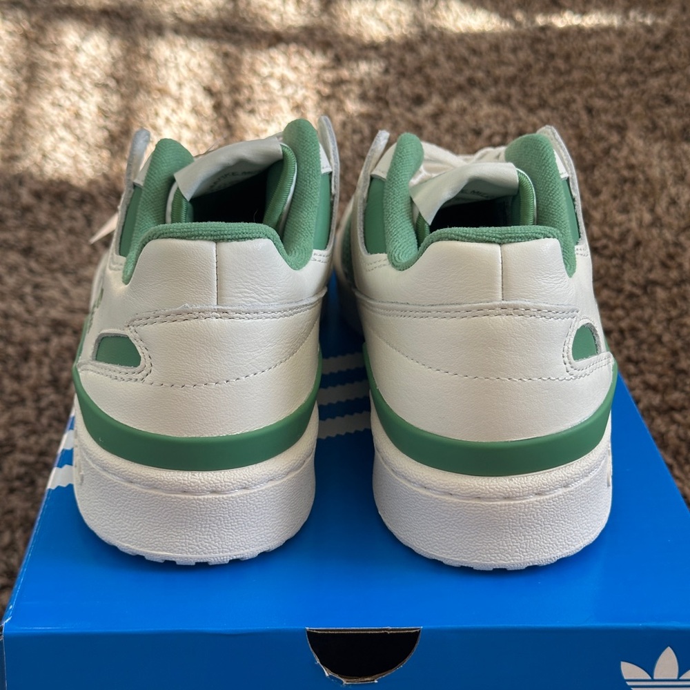 Adidas Forum Low CL Preloved Green Sneakers - Picture 5 of 15